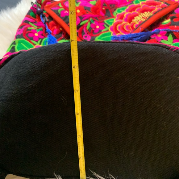 Vintage blue and colorful backpack.  Great shape - Picture 3 of 11